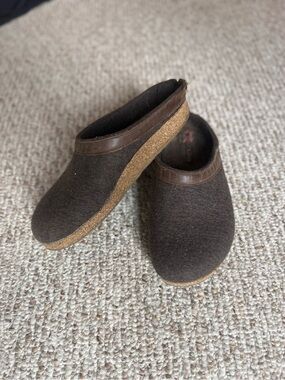 Haflinger Brown Wool Felt Clog Mules with Cork Sole - 41
